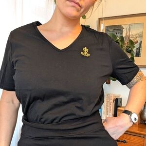 Vintage 90s LAUREN by RALPH LAUREN - monogrammed t-shirt - black + gold - 1X
